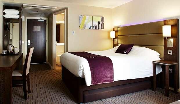 Premier Inn Premier Inn Saffron Walden Exterior foto