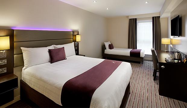 Premier Inn Premier Inn Saffron Walden Exterior foto